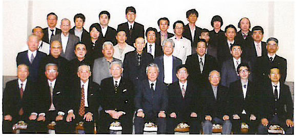 同窓会西濃支部は今年度で設立50周年を迎えました。